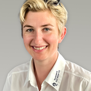 julia-mueller_Portrait.jpg julia-mueller_Portrait.jpg